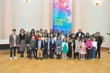 Gənc rəssamların “Rənglərin nəfəsi” sərgisinin açılışı olub (FOTO)