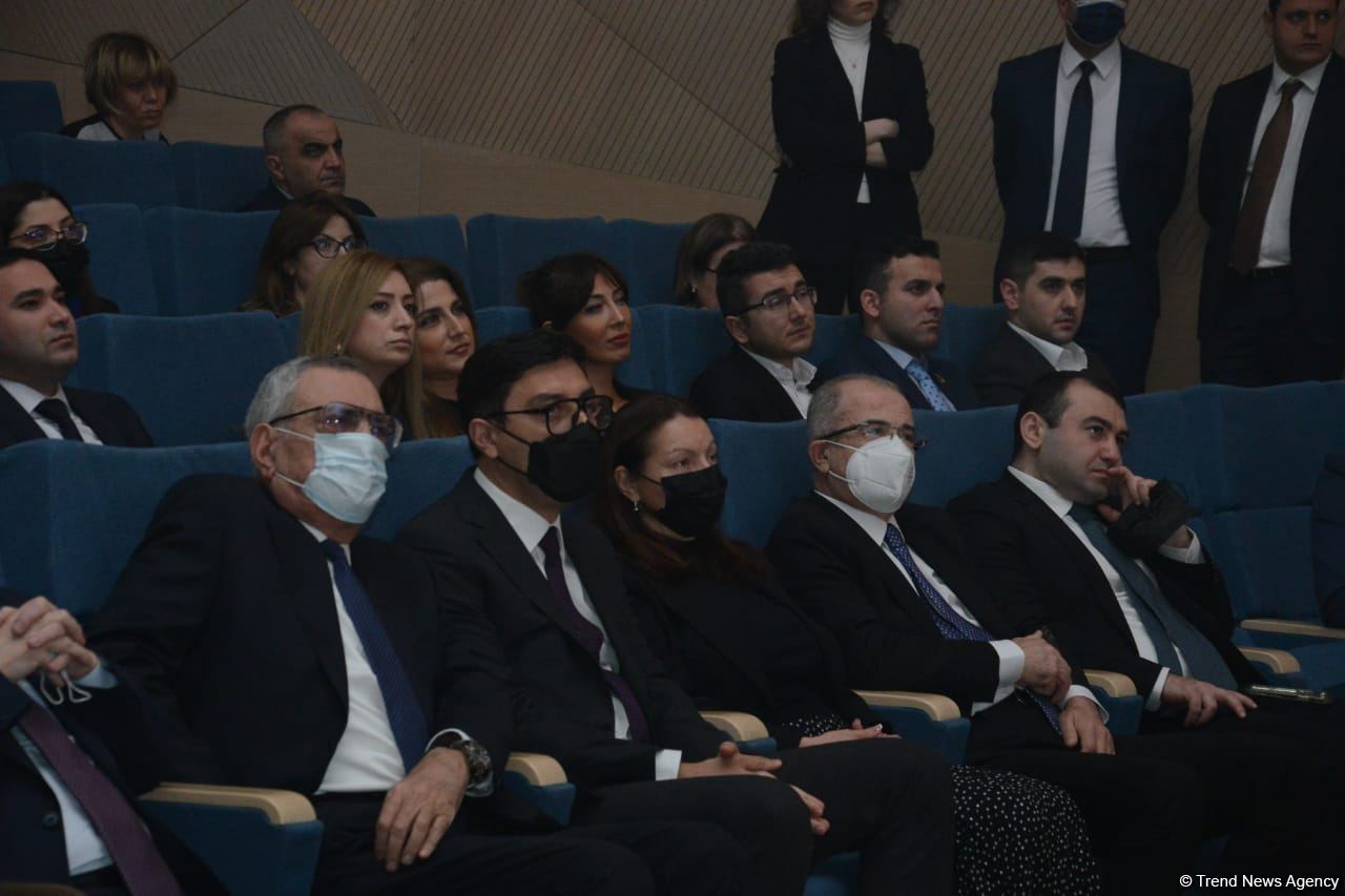 Gənclər və İdman Nazirliyinin yeni loqosu təqdim olunub (FOTO)