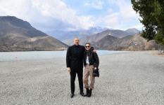 Prezident İlham Əliyev Suqovuşanda turizm kompleksinin təməlini qoyub (FOTO/VİDEO)
