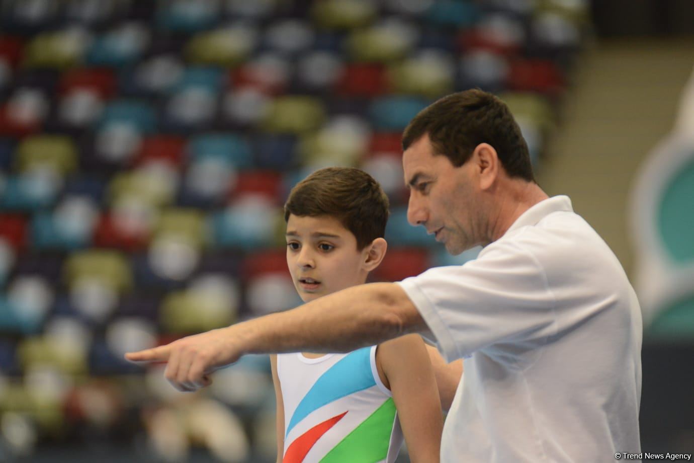 İdman gimnastikası üzrə Azərbaycan Birinciliyi və Bakı Çempionatının birinci günü start götürüb (FOTO)