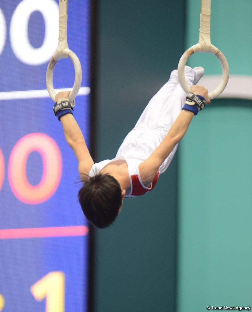 İdman gimnastikası üzrə Azərbaycan Birinciliyi və Bakı Çempionatının birinci günü start götürüb (FOTO)