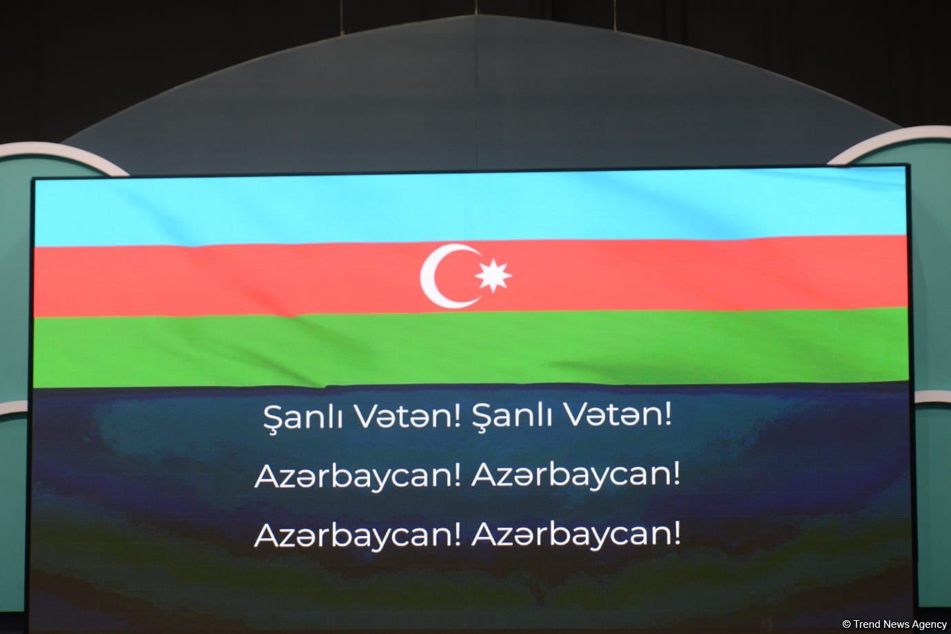 İdman gimnastikası üzrə Azərbaycan Birinciliyi və Bakı Çempionatının birinci günü start götürüb (FOTO)