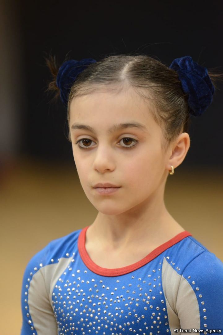 İdman gimnastikası üzrə Azərbaycan Birinciliyi və Bakı Çempionatının birinci günü start götürüb (FOTO)
