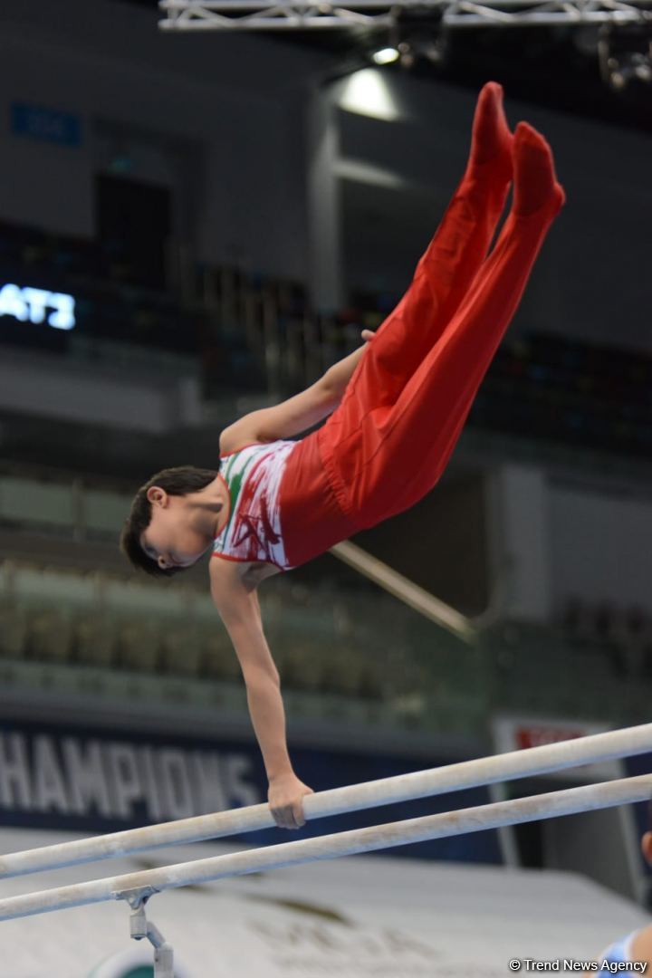 İdman gimnastikası üzrə Azərbaycan Birinciliyi və Bakı Çempionatının birinci günü start götürüb (FOTO)