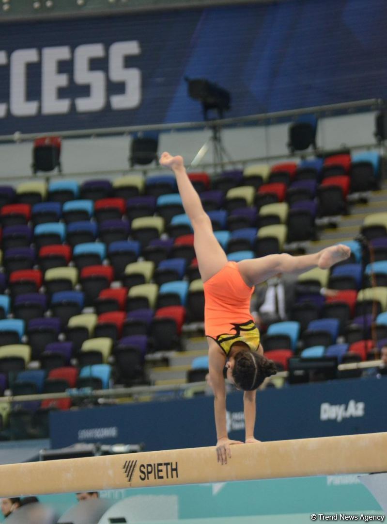 İdman gimnastikası üzrə Azərbaycan Birinciliyi və Bakı Çempionatında final gününə start verilib (FOTO)