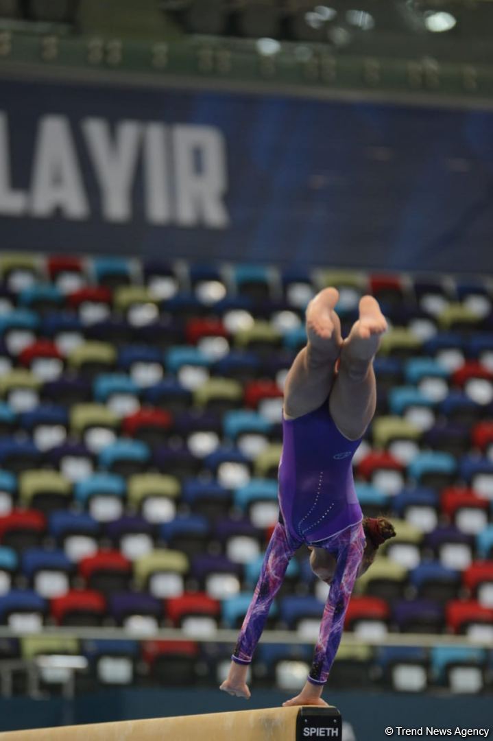 İdman gimnastikası üzrə Azərbaycan Birinciliyi və Bakı Çempionatında final gününə start verilib (FOTO)