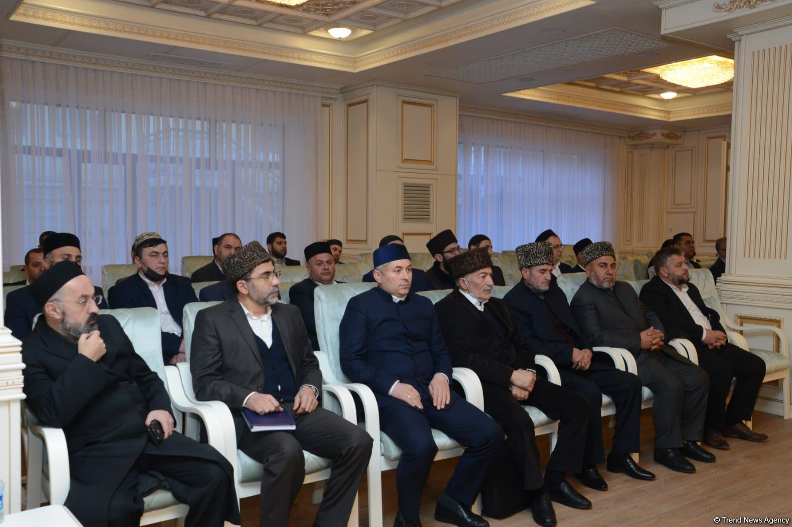 Azərbaycandakı dini konfessiya rəhbərləri Ukraynadakı hadisələrlə bağlı çağırış ediblər (FOTO)