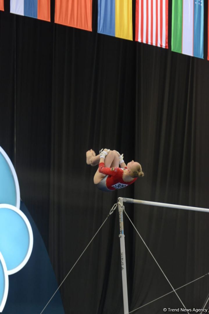 Bakıda İdman Gimnastikası üzrə Dünya Kubokunun birinci günü start götürüb (FOTO)