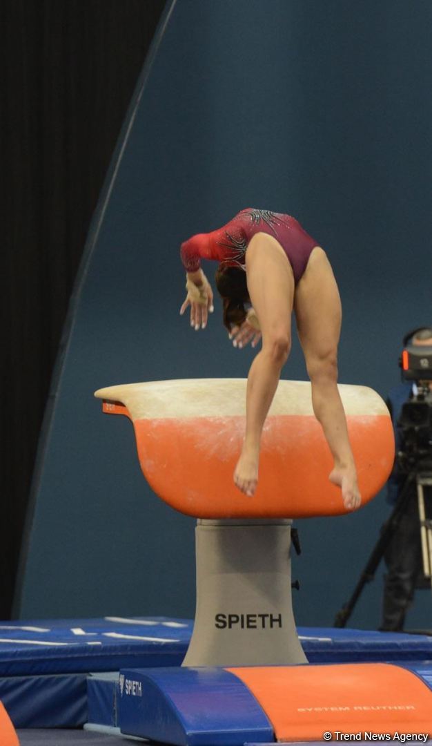 Bakıda İdman Gimnastikası üzrə Dünya Kubokunun birinci günü start götürüb (FOTO)
