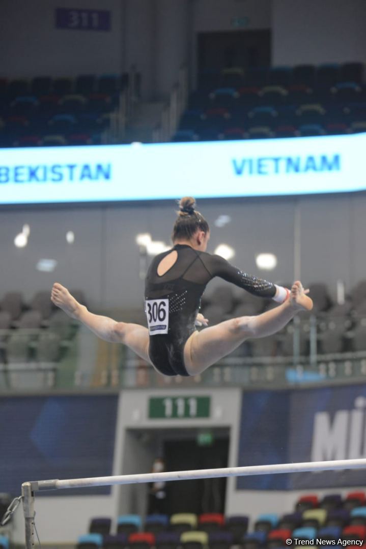 Bakıda İdman Gimnastikası üzrə Dünya Kubokunun birinci günü start götürüb (FOTO)
