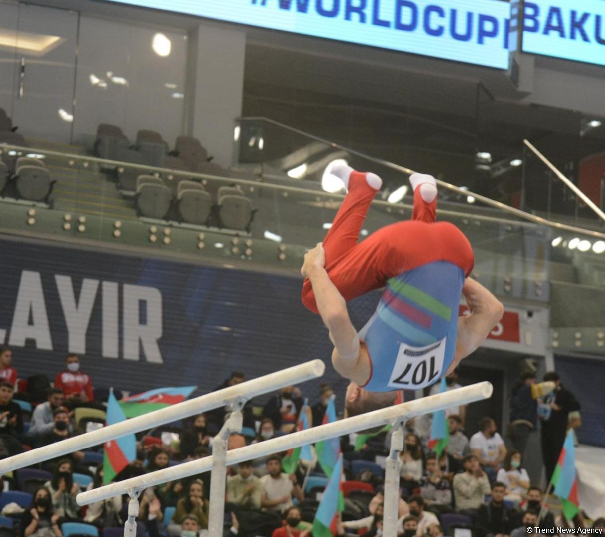 Bakıda İdman Gimnastikası üzrə Dünya Kubokunun birinci günü start götürüb (FOTO)