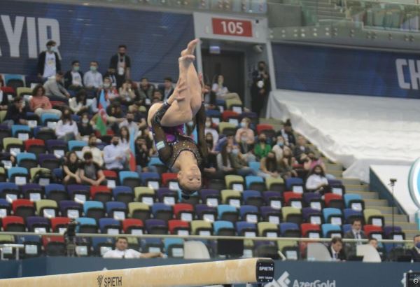 Bakıda İdman Gimnastikası üzrə Dünya Kubokunda yarışların ikinci günü davam edir (FOTO)