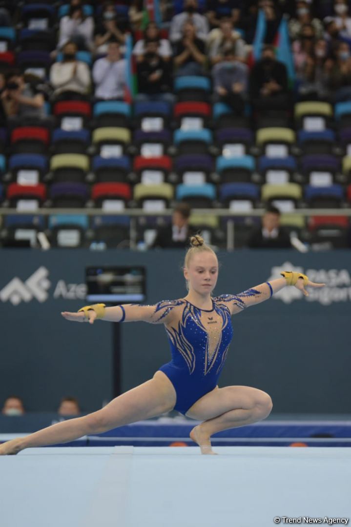 Bakıda İdman Gimnastikası üzrə Dünya Kubokunda yarışların ikinci günü davam edir (FOTO)