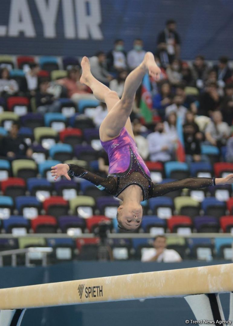 Bakıda İdman Gimnastikası üzrə Dünya Kubokunda yarışların ikinci günü davam edir (FOTO)