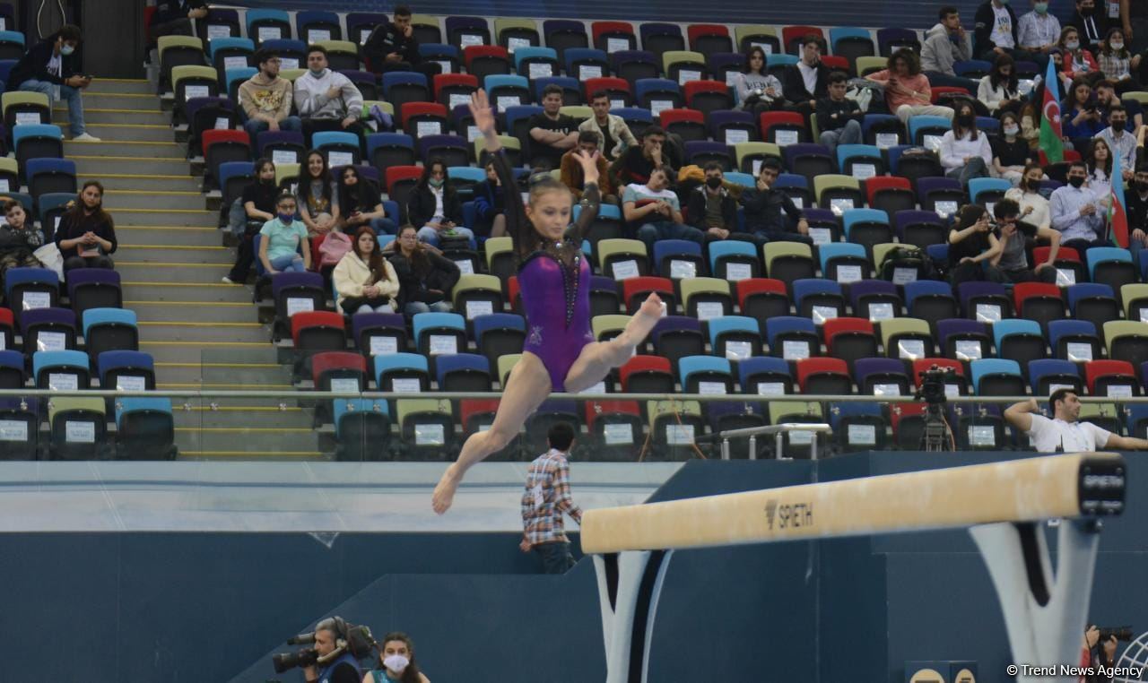 Bakıda İdman Gimnastikası üzrə Dünya Kubokunda yarışların ikinci günü davam edir (FOTO)
