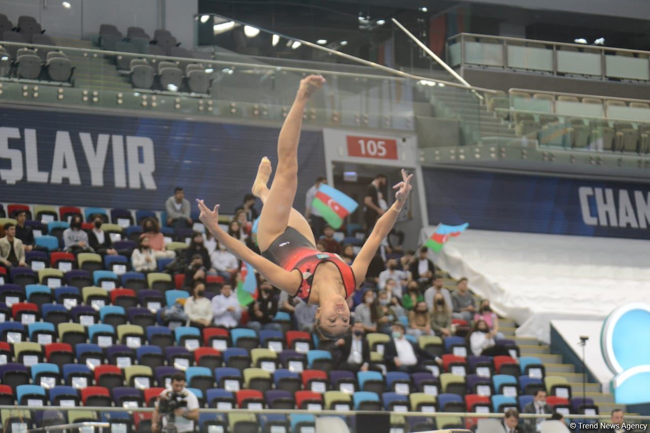 Bakıda İdman Gimnastikası üzrə Dünya Kubokunun ikinci günü start götürüb (FOTO)