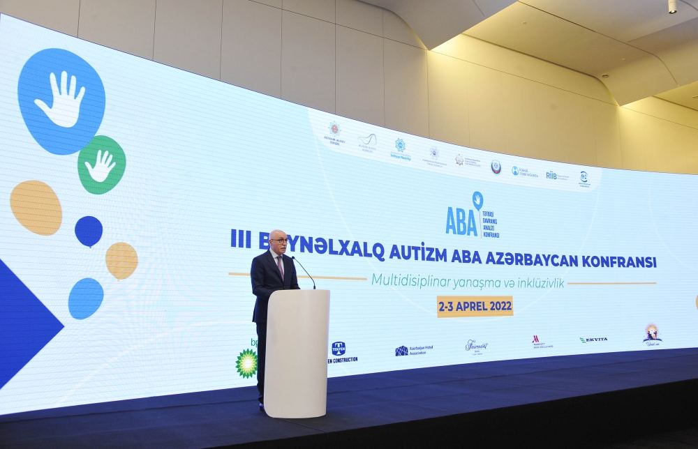 Heydər Əliyev Mərkəzində “III Beynəlxalq Autizm ABA Azərbaycan” konfransı işə başlayıb (FOTO)