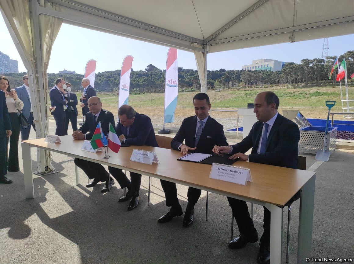 İtaliya-Azərbaycan Universitetinin təməli qoyulub (FOTO)