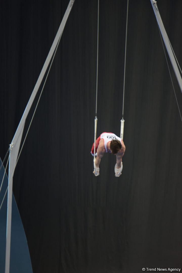 Azərbaycan gimnastı Dünya Kubokunda bürünc medal qazanıb (FOTO)