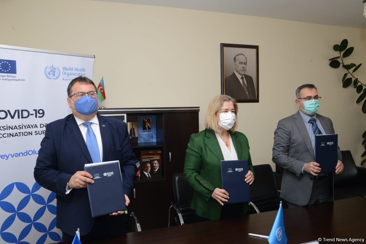 Aİ və ÜST Azərbaycan səhiyyə qurumlarına 600-dən artıq avadanlıq verib (FOTO)