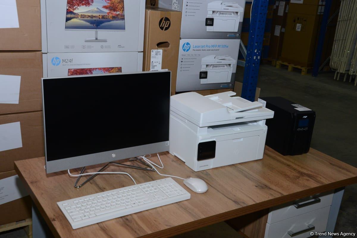 Aİ və ÜST Azərbaycan səhiyyə qurumlarına 600-dən artıq avadanlıq verib (FOTO)