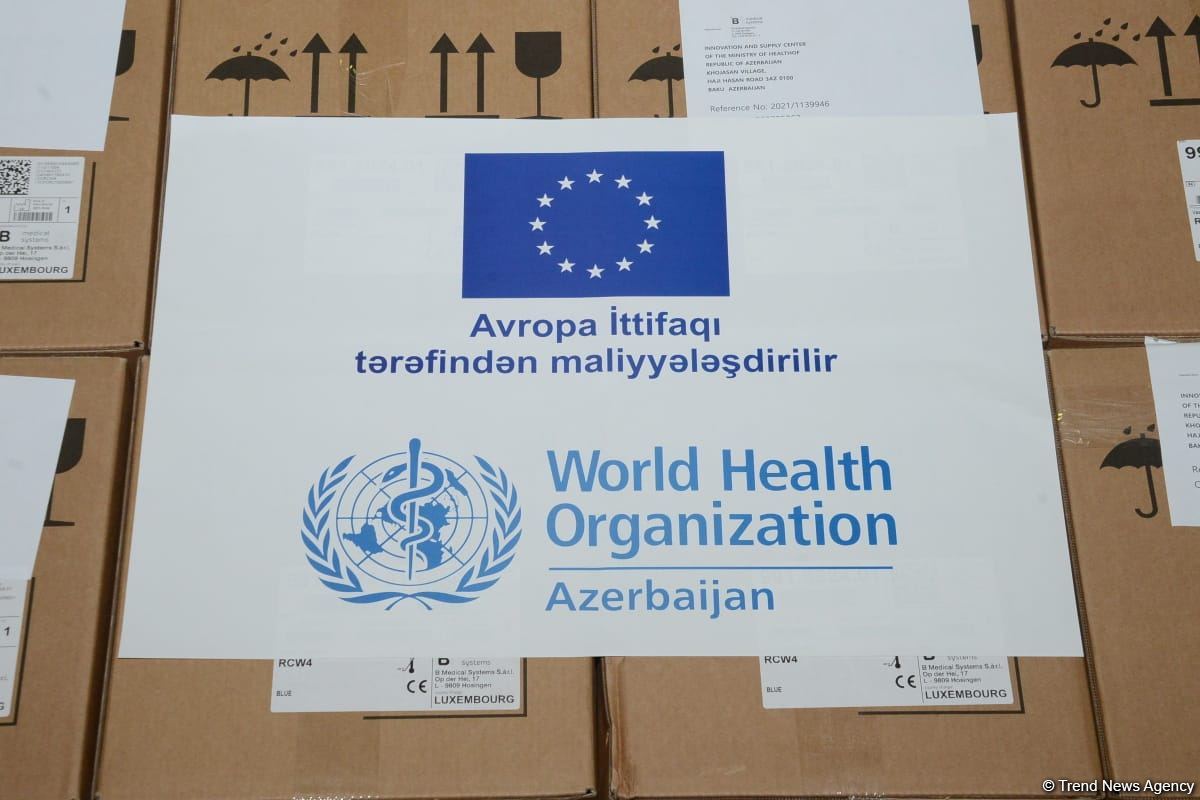 Aİ və ÜST Azərbaycan səhiyyə qurumlarına 600-dən artıq avadanlıq verib (FOTO)