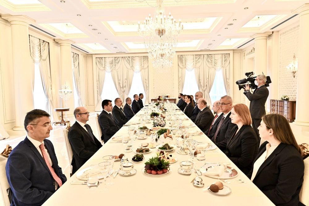 Prezident İlham Əliyevin Albaniyanın Baş naziri ilə təkbətək görüşü olub (FOTO) (YENİLƏNİB-2)