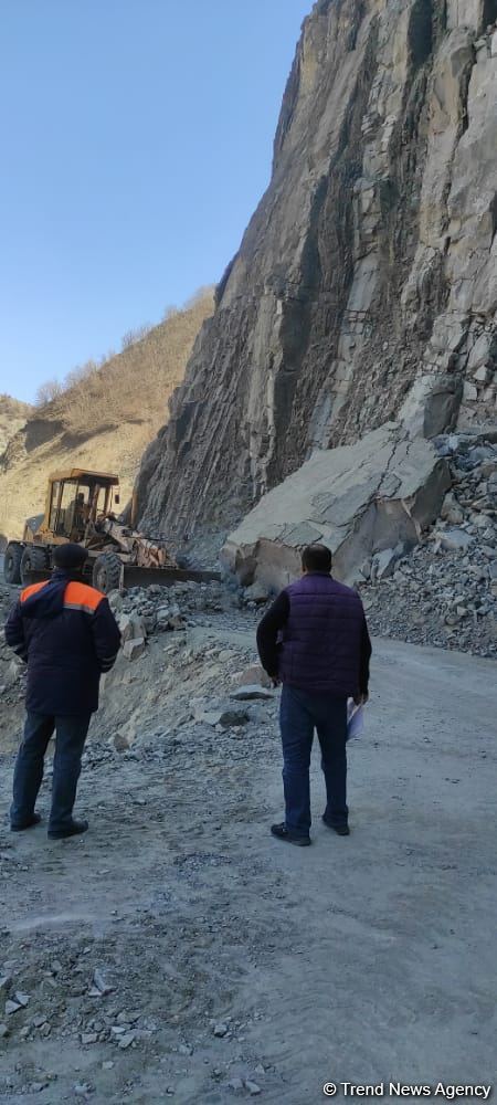 Lahıcdakı qaya uçqununun səbəbi AÇIQLANDI (FOTO/VİDEO)