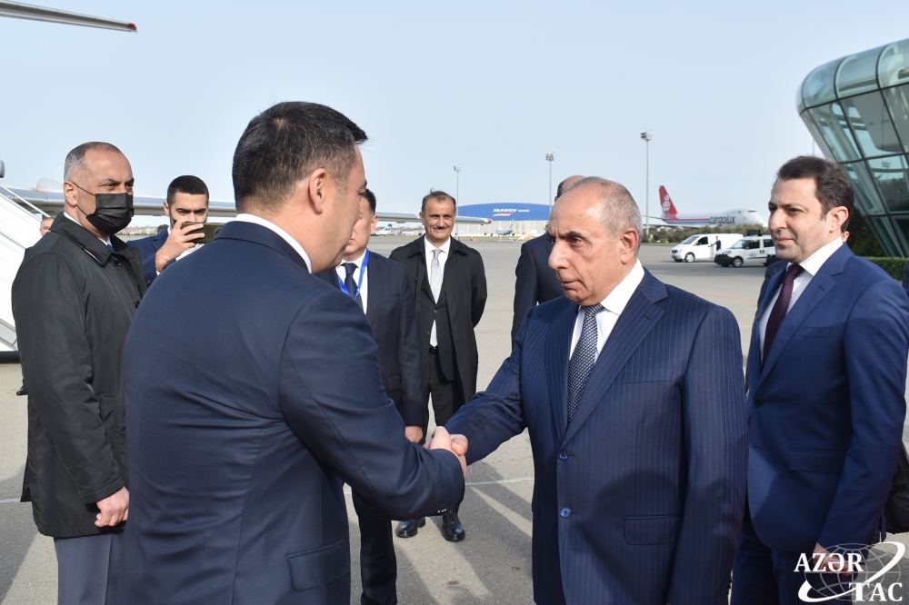 Qırğızıstan Prezidenti Sadır Japarov Azərbaycana rəsmi səfərə gəlib (FOTO)