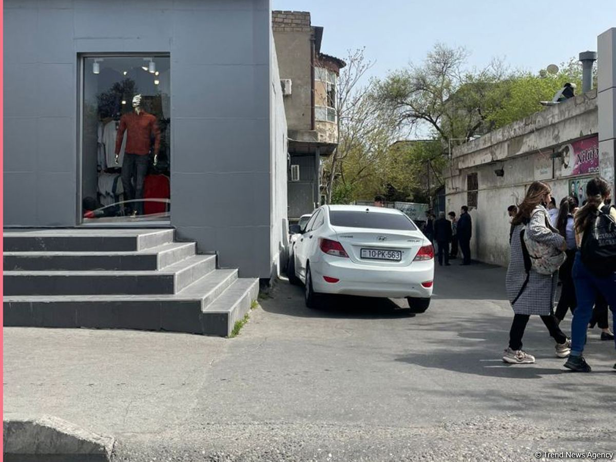 15 yaşlı gəncin anasını öldürməsinin videogörüntüləri yayıldı (VİDEO)