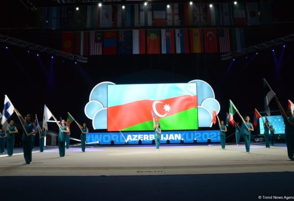 Bakıda bədii gimnastika üzrə FIG Dünya kubokunun birinci günü start götürüb (FOTO)
