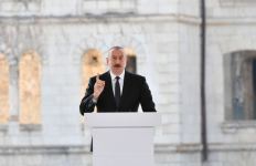 Prezident İlham Əliyev Şuşa şəhərində Dünya Azərbaycanlılarının V Qurultayında çıxış edib (FOTO/VİDEO) (YENİLƏNİB-3)