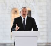 Prezident İlham Əliyev Şuşa şəhərində Dünya Azərbaycanlılarının V Qurultayında çıxış edib (FOTO/VİDEO) (YENİLƏNİB-3)