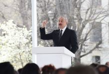 Prezident İlham Əliyev Şuşa şəhərində Dünya Azərbaycanlılarının V Qurultayında çıxış edib (FOTO/VİDEO) (YENİLƏNİB-3)
