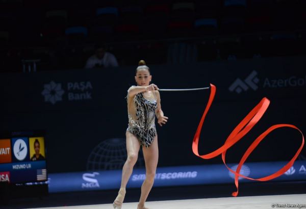 Bakıda bədii gimnastika üzrə FIG Dünya kubokunun ikinci günü start götürüb (FOTO)