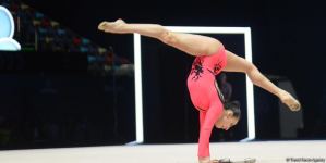 Bakıda keçirilən bədii gimnastika üzrə FIG Dünya Kuboku yarışlarının ikinci gününün ən gözəl anları (FOTO)