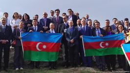 Şuşada keçirilən beynəlxalq forumun iştirakçıları Cıdır düzündə olub (FOTO)