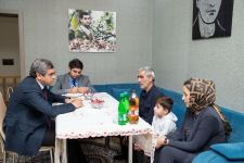 Şəhid  Elvin İslamovun ailəsi ziyarət olunub (FOTO)