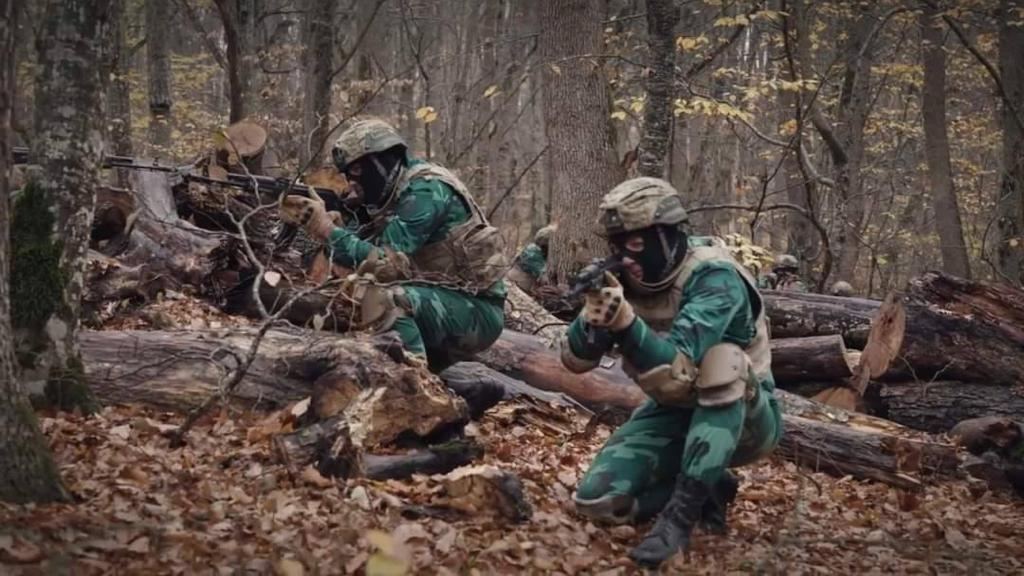 “Köhnə çamadanlar” adlı bədii filmin təqdimatı keçirilib (FOTO)