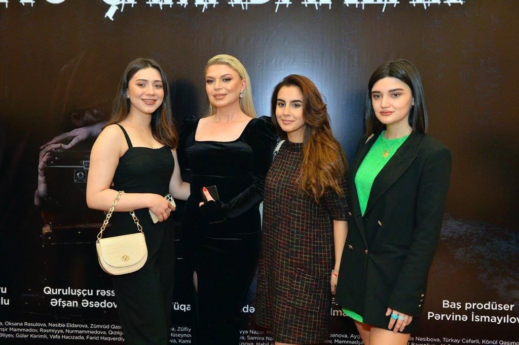 “Köhnə çamadanlar” adlı bədii filmin təqdimatı keçirilib (FOTO)