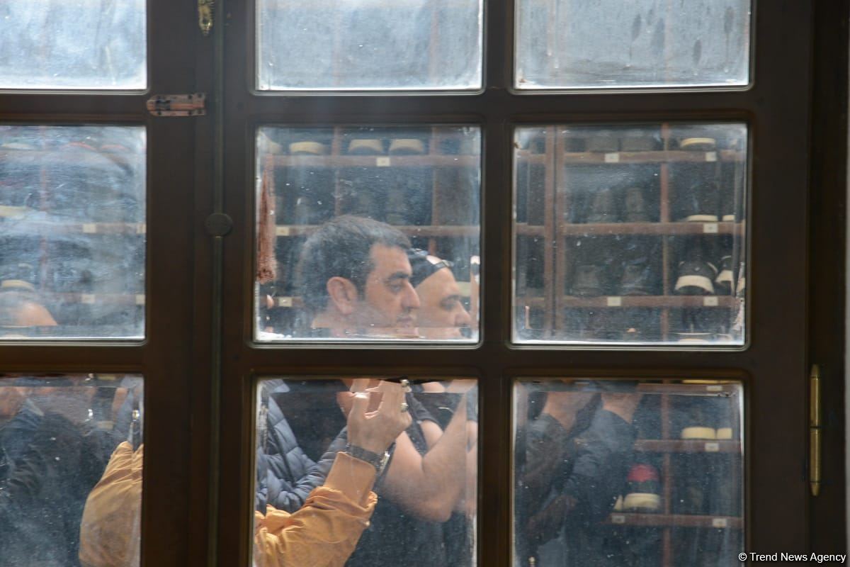 Azərbaycanda məscidlərdə bayram namazı qılınıb (FOTO)