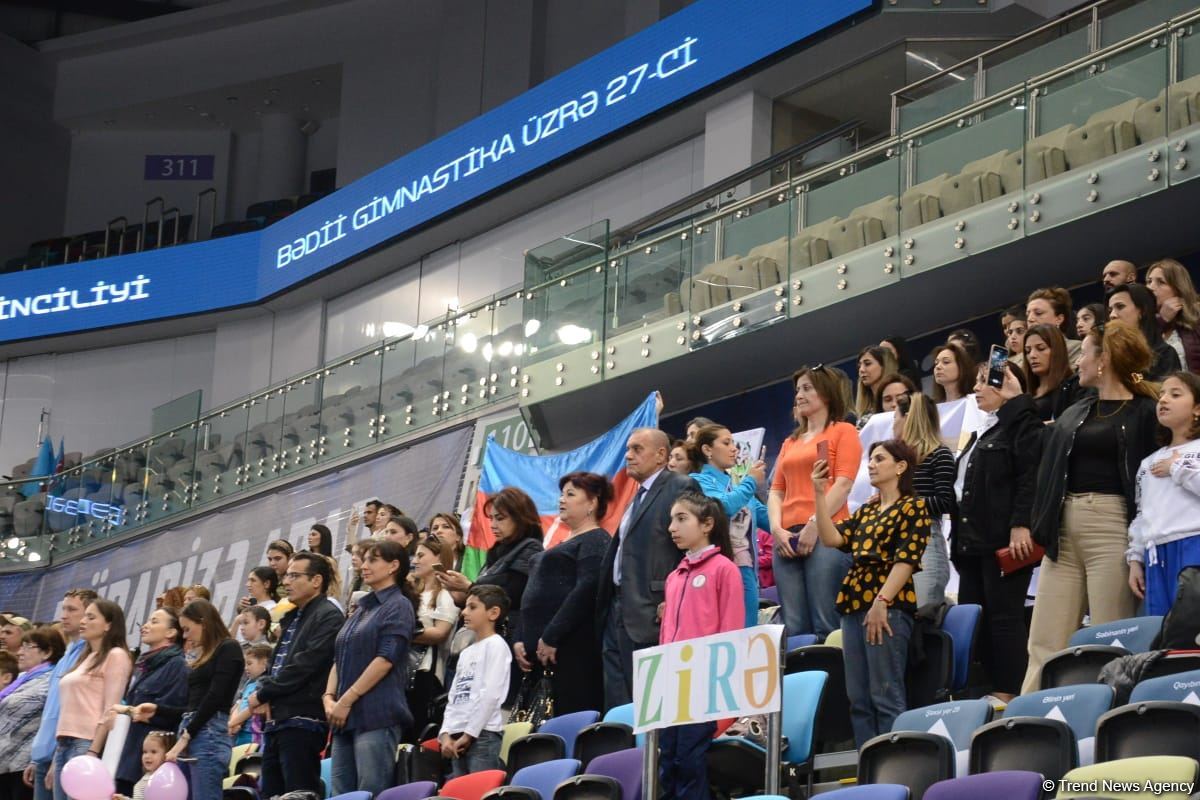 Bədii gimnastika üzrə 27-ci Bakı birinciliyinin birinci günü start götürüb (FOTO)