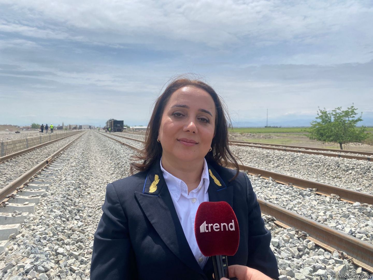 Bərdə-Ağdam dəmir yolunda tikinti işlərinin yarıya qədəri yerinə yetirilib (FOTO)