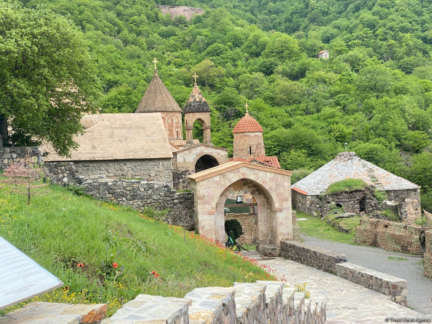 Alban-Udi və digər xristian icmalarının Kəlbəcərə səfəri başlayıb (FOTO)