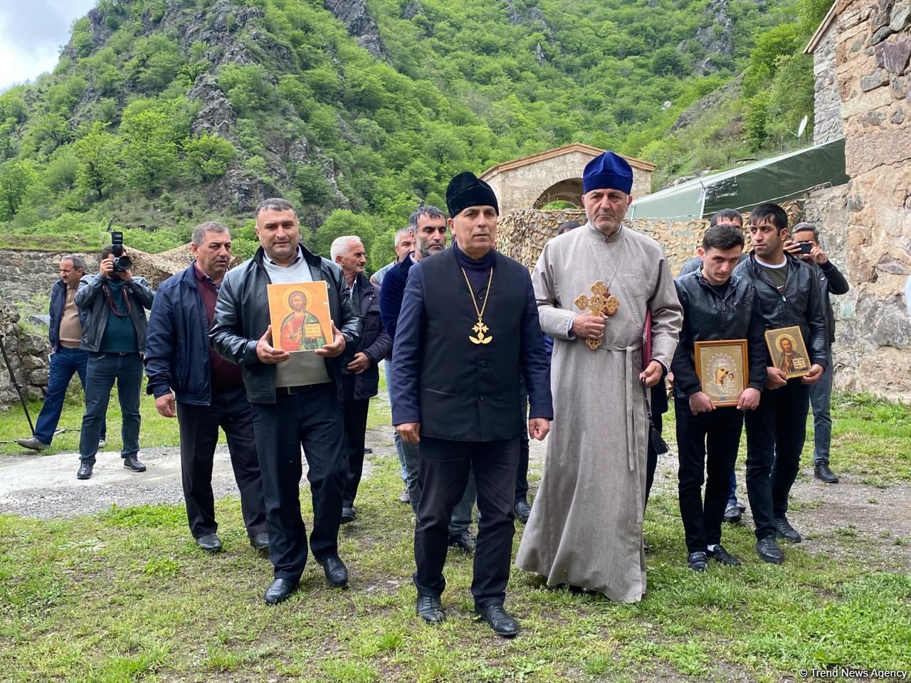 Alban-Udi və digər xristian icmalarının Kəlbəcərə səfəri başlayıb (FOTO)