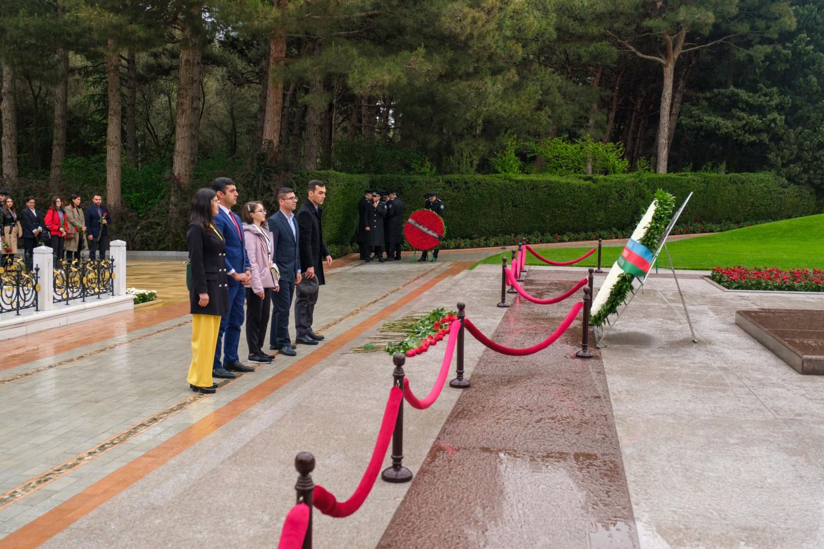 Heydər Əliyevin anadan olmasının 99-cu ildönümünə həsr edilmiş konfrans keçirilib (FOTO)