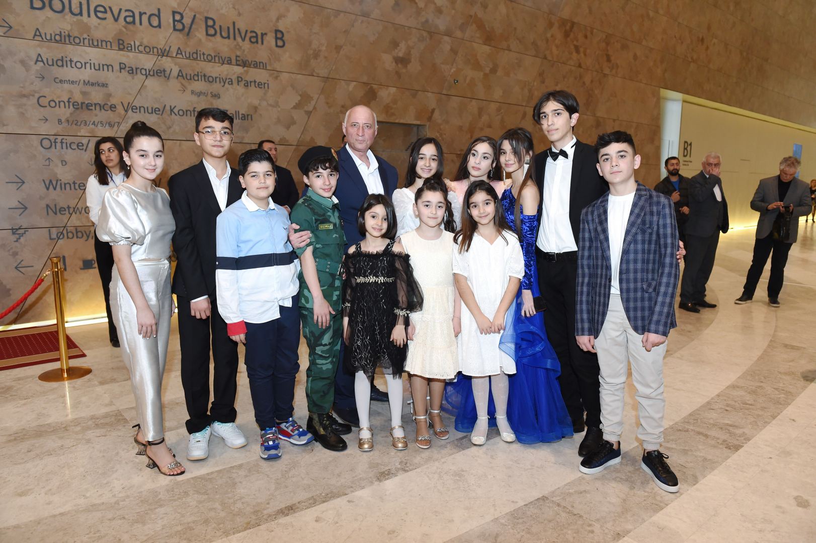 “Köhnə çamadanlar” filminin qala gecəsi keçirilib (FOTO/VİDEO)