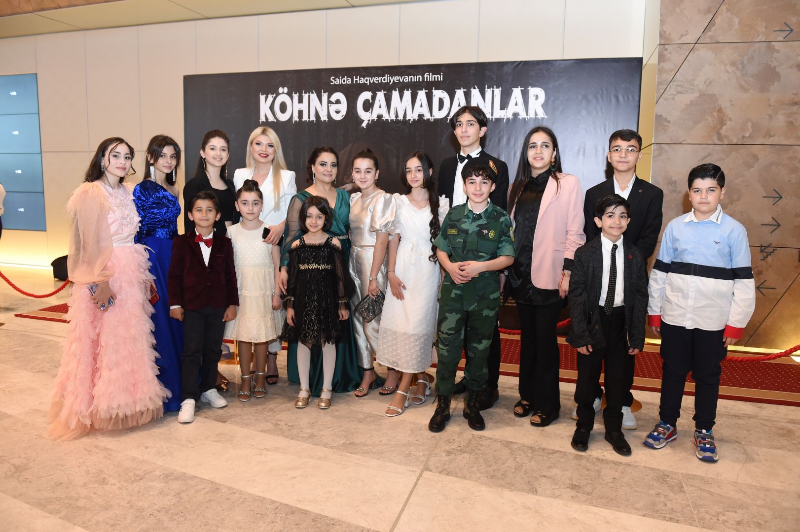 “Köhnə çamadanlar” filminin qala gecəsi keçirilib (FOTO/VİDEO)