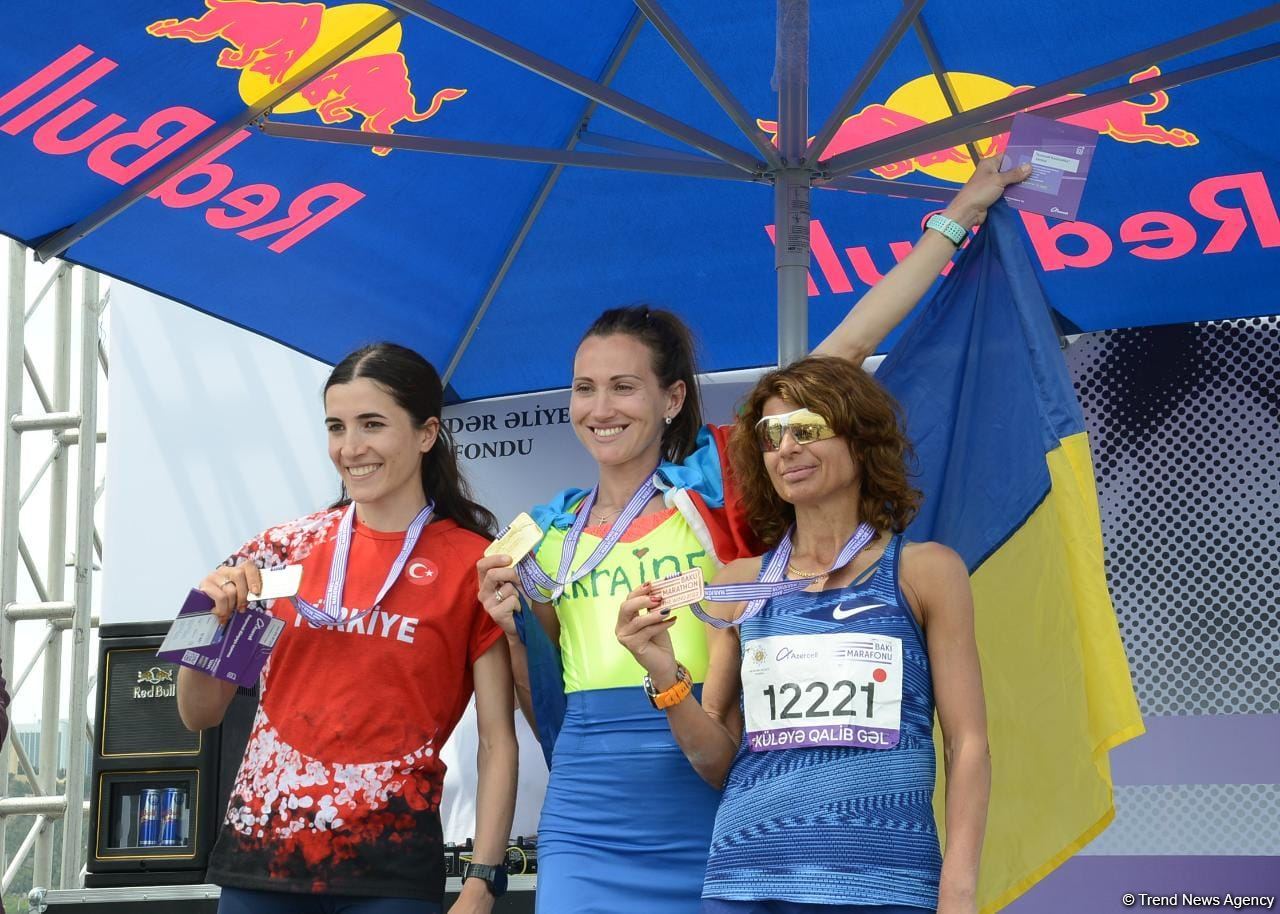 “Bakı Marafonu-2022”nin qalibləri mükafatlandırılıb (FOTO)