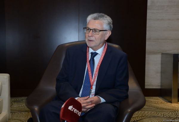 Azərbaycan hazırkı geosiyasi vəziyyətdə mühüm nəqliyyat qovşağı kimi qəbul olunur - Franz Vessiq (Müsahibə)